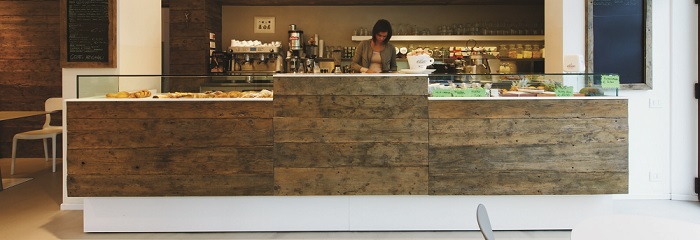 bancone bar in legno